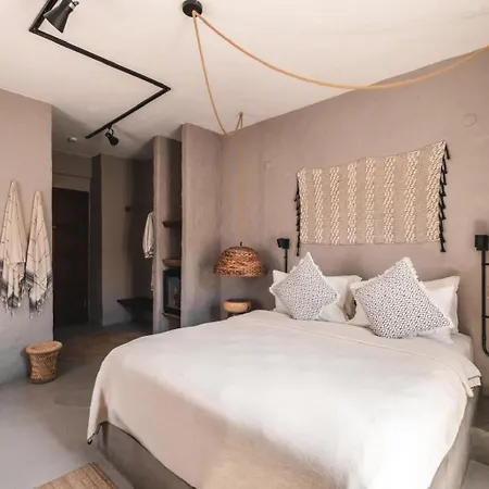 Gaia Hotel