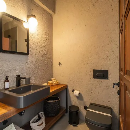Gaia Hotel