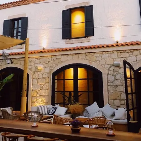 Gaia Hotel